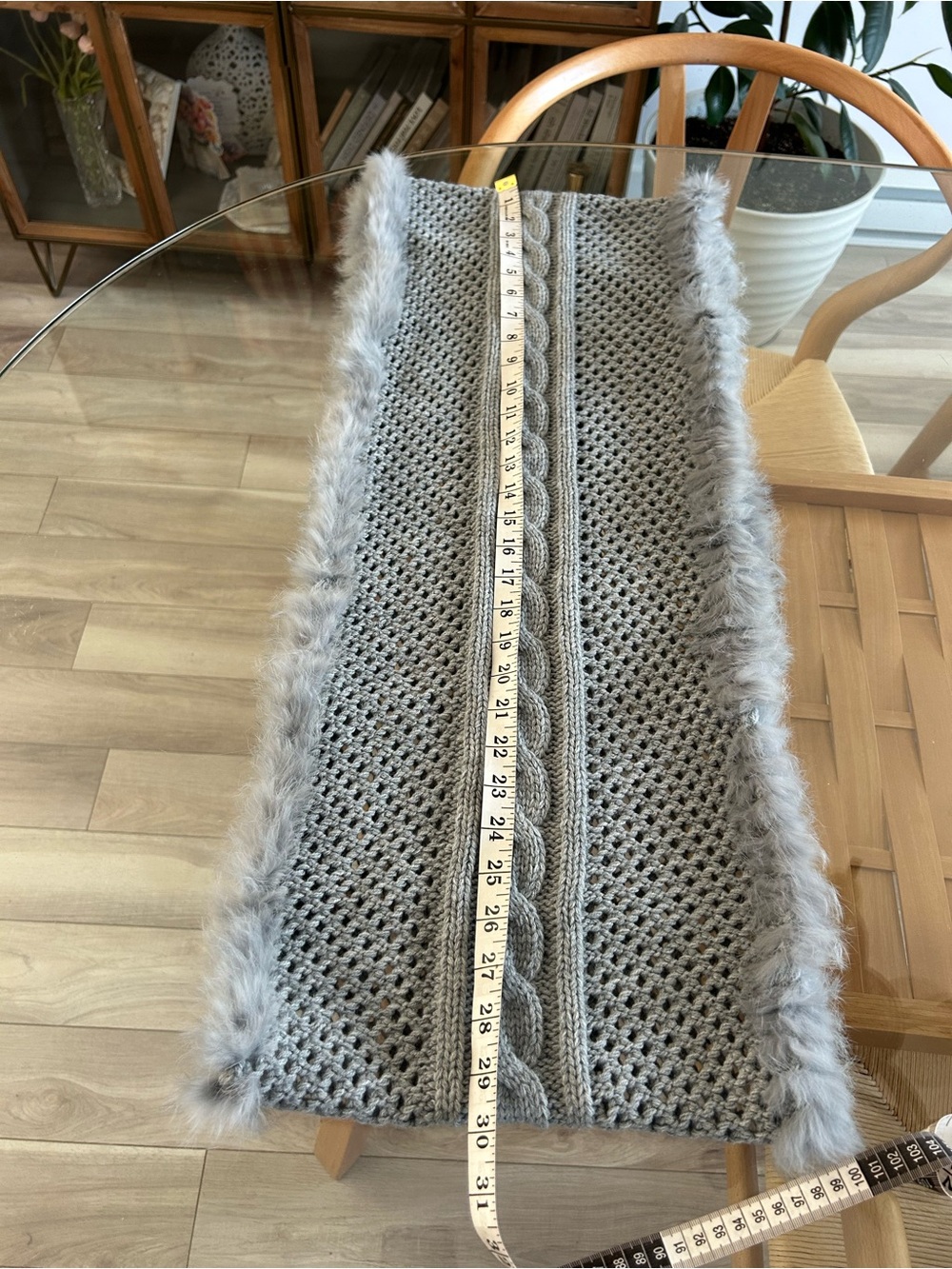 Oxigen Authentic Rabbit Fur Infinity Scarf - Picture 11 of 11